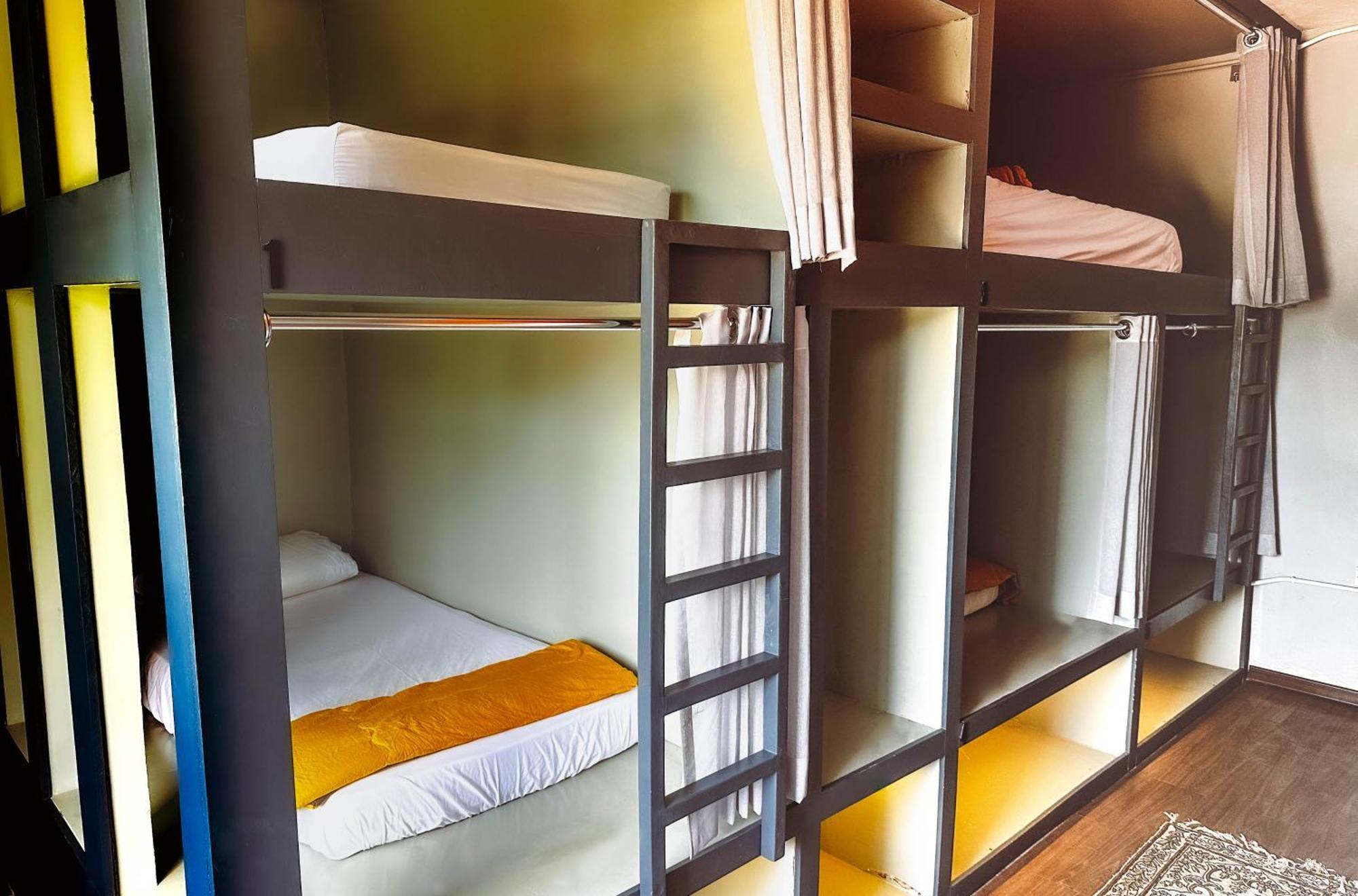 Arch Dormitorio Cenang Pantai Cenang  Exterior foto