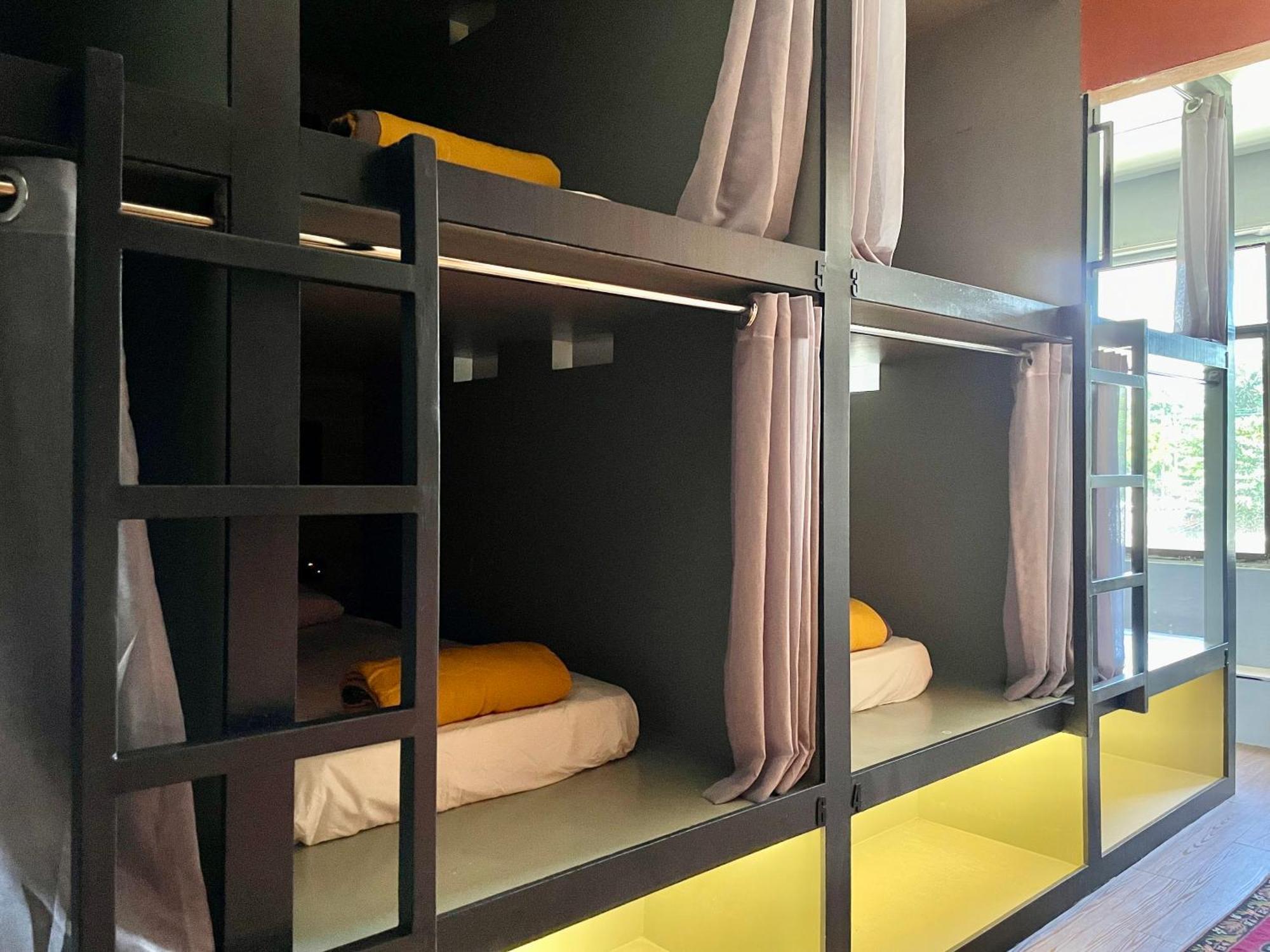 Arch Dormitorio Cenang Pantai Cenang  Exterior foto